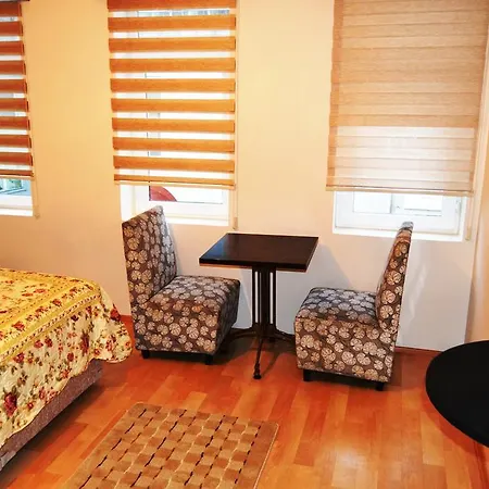 Palyaco House מלון